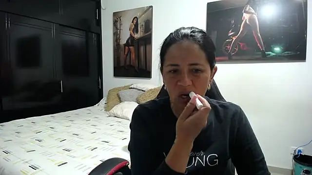 sharoon cheerry online show from 21, 2, 2026