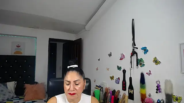 mature bigboobs10 online show from 21, 6, 2026