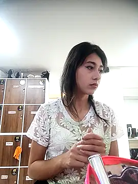 Scarlet wd18 online show from 14, 3, 2025