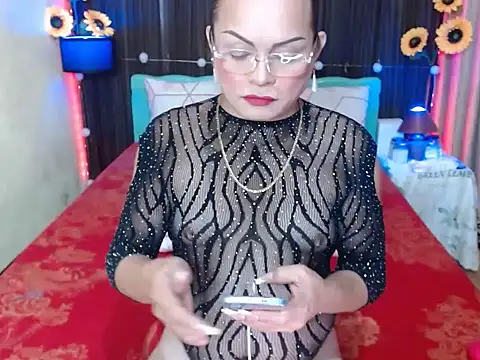 UrAsianPrincessDanie online show from 6, 2, 2026