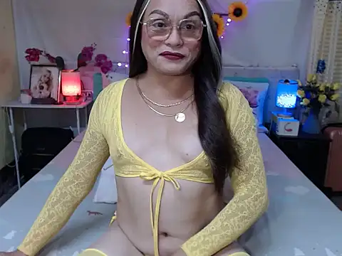 Snapshot of UrAsianPrincessDanie chatting on 19, 7, 2026 UrAsianPrincessDanie online show from 19, 7, 2026