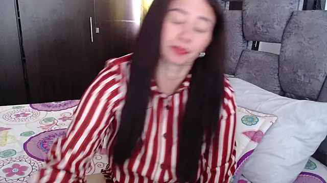 sara hott 1 online show from 3, 8, 2026