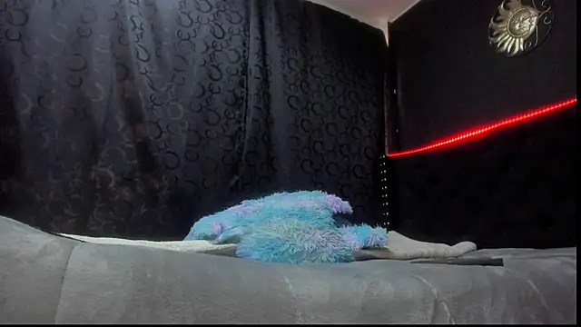 amareto queen online show from 16, 12, 2024