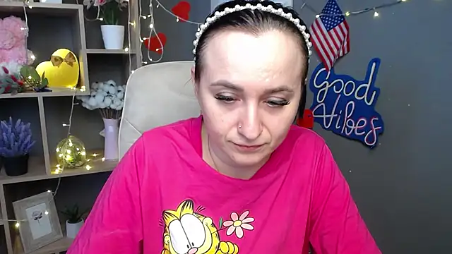 NinaFlawlees online show from 7, 7, 2026