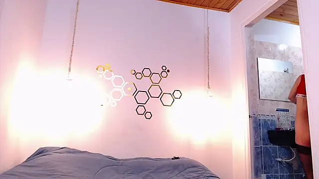 adriscute online show from 21, 3, 2025