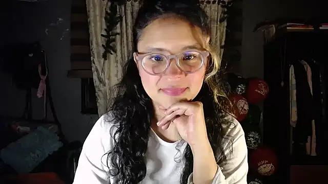 Hathorlove online show from 17, 12, 2025