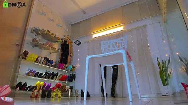 Snapshot of kendrarioss chatting on 14, 2, 2025 kendrarioss online show from 14, 2, 2025