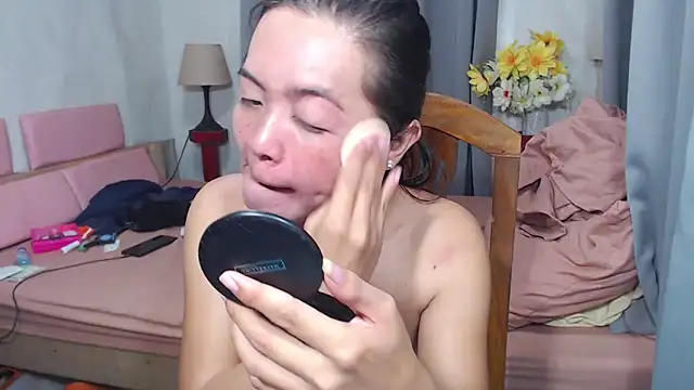 yournewgirldiana online show from 15, 9, 2025