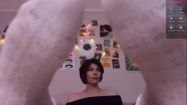 Luna Blake online show from 23, 7, 2026