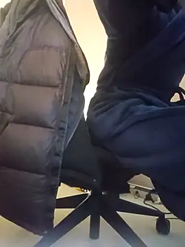 Snapshot of AmGuy23 chatting on 19, 12, 2024 AmGuy23 online show from 19, 12, 2024