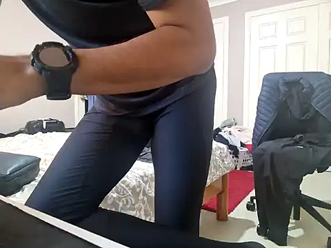 Snapshot of AmGuy23 chatting on 12, 2, 2025 AmGuy23 online show from 12, 2, 2025