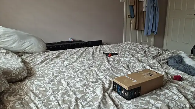 Snapshot of AmGuy23 chatting on 16, 9, 2025 AmGuy23 online show from 16, 9, 2025