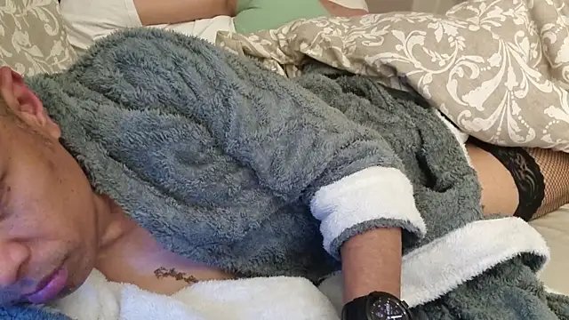 Snapshot of AmGuy23 chatting on 25, 10, 2025 AmGuy23 online show from 25, 10, 2025