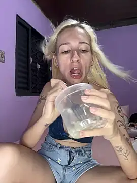 bunnydark00 online show from 4, 3, 2025