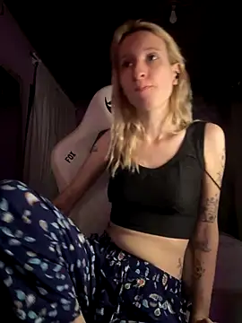 bunnydark00 online show from 20, 12, 2025