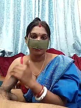 Snapshot of Queen_Dolly chatting on 17, 12, 2024 Queen Dolly online show from 17, 12, 2024