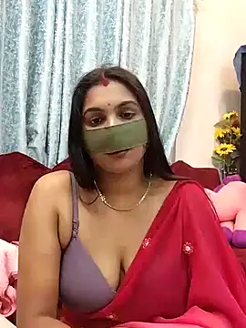 Snapshot of Queen_Dolly chatting on 7, 3, 2025 Queen Dolly online show from 7, 3, 2025