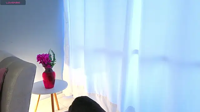 Snapshot of BrookeMiller chatting on 21, 10, 2025 BrookeMiller online show from 21, 10, 2025