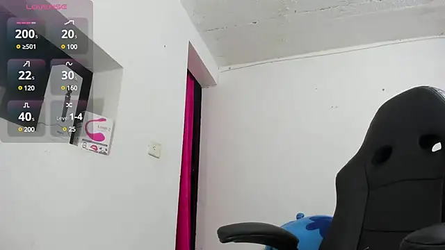 susy bigboobs online show from 3, 12, 2024