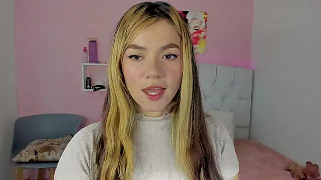 18candys online show from 25, 2, 2026