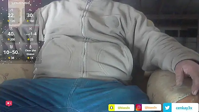 masculine bear daddy online show from 5, 1, 2025