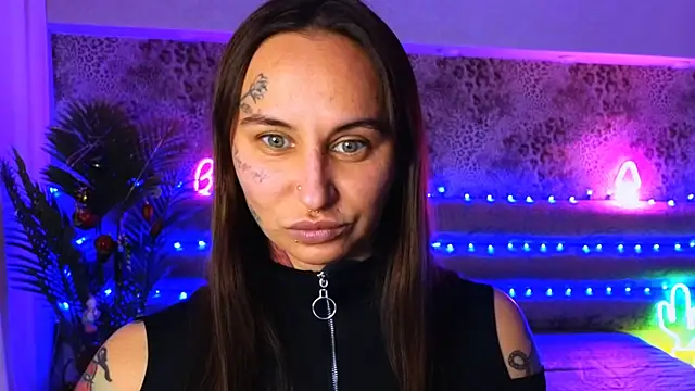 Cool Freak  online show from 17, 12, 2024