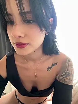 Ale Lewis online show from 4, 1, 2025