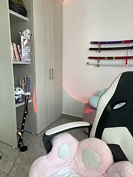 Ale Lewis online show from 1, 3, 2025