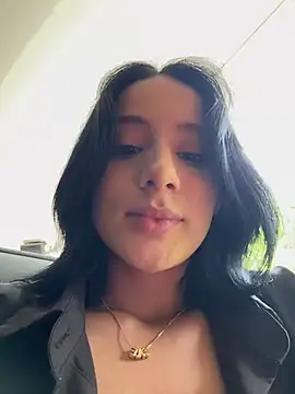 Ale Lewis online show from 3, 3, 2025