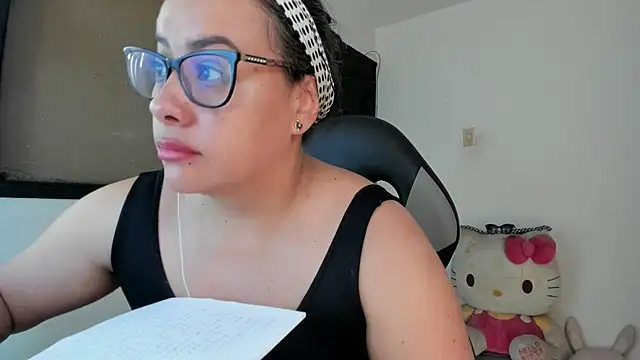 Snapshot of smile_sweetpao chatting on 19, 2, 2025 smile sweetpao online show from 19, 2, 2025