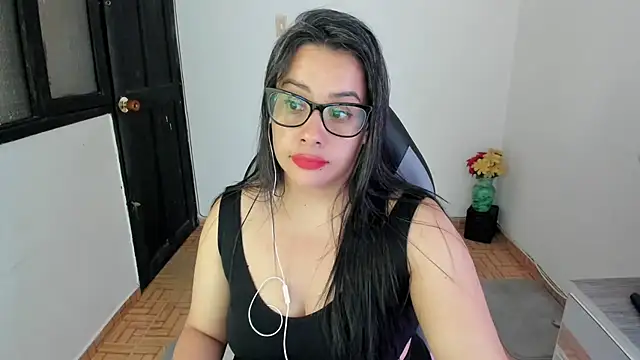 Snapshot of smile_sweetpao chatting on 4, 3, 2025 smile sweetpao online show from 4, 3, 2025