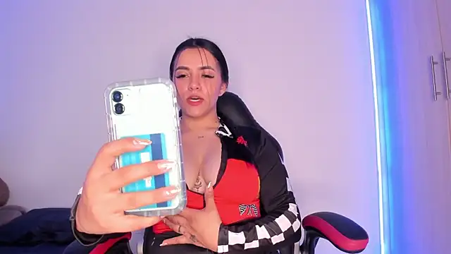 Anddy Vega online show from 13, 12, 2024