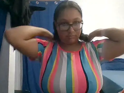 lilykaponi online show from 28, 10, 2025