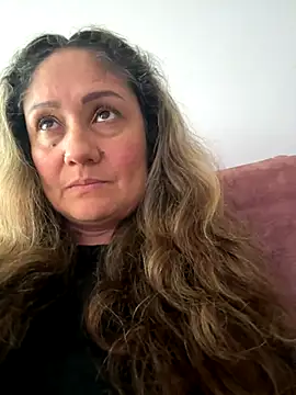 Snapshot of gabiTetas chatting on 22, 11, 2025 gabiTetas online show from 22, 11, 2025