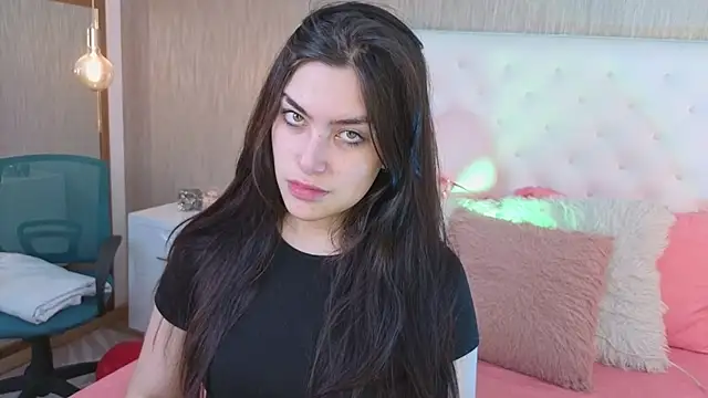 Alexa Thaylor  online show from 20, 2, 2026