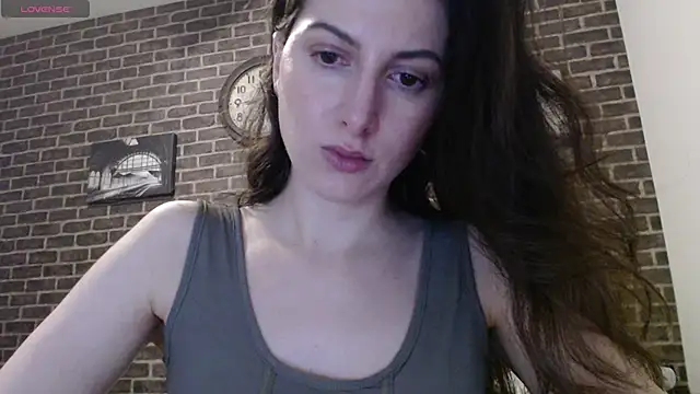  Hot Lady  online show from 3, 3, 2025