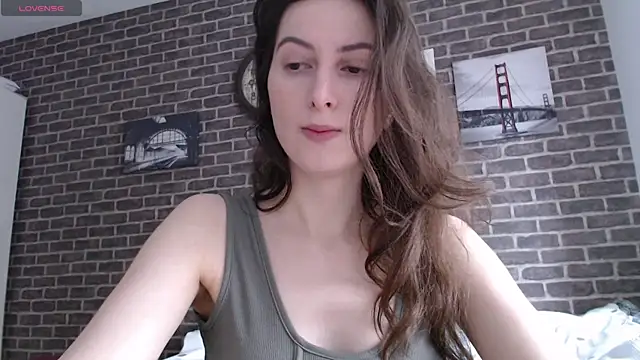  Hot Lady  online show from 5, 3, 2025