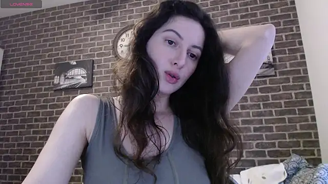  Hot Lady  online show from 5, 3, 2025