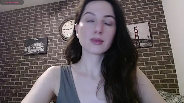  Hot Lady  online show from 21, 3, 2025