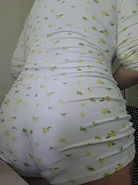 ROXOLANAA SEXY online show from 23, 6, 2026