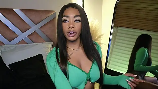 emely brandon online show from 25, 1, 2025