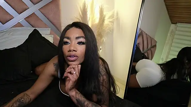 emely brandon online show from 25, 1, 2025