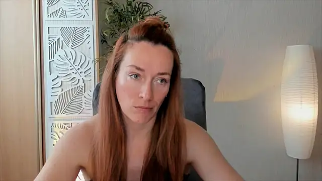 RebeccaMartinez online show from 15, 4, 2026
