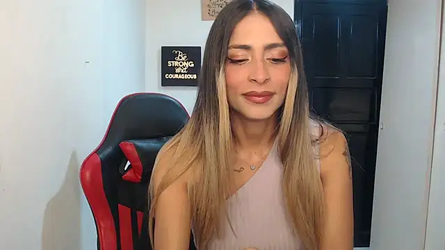 Liamiler01  online show from 10, 11, 2025