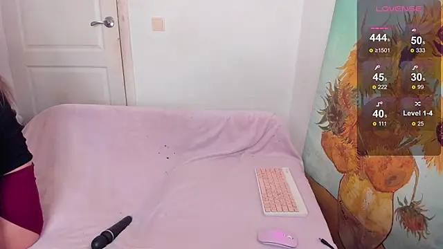 Snapshot of nymphobaby chatting on 6, 10, 2025 nymphobaby online show from 6, 10, 2025