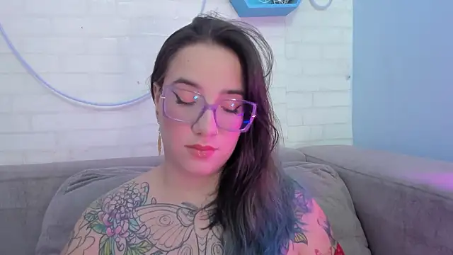 Snapshot of DEVA_BLUE_ chatting on 10, 2, 2025 DEVA BLUE  online show from 10, 2, 2025