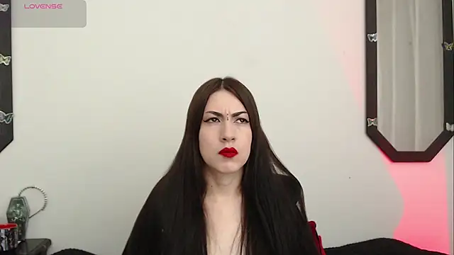 Amy Aloqua online show from 2, 11, 2025