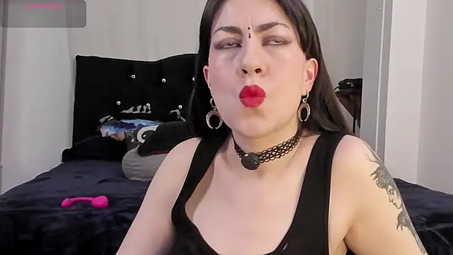 Amy Aloqua online show from 20, 7, 2026