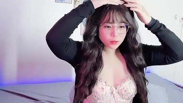   Lyly   online show from 17, 1, 2026