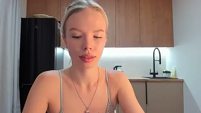 Olivia Bells online show from 16, 12, 2024